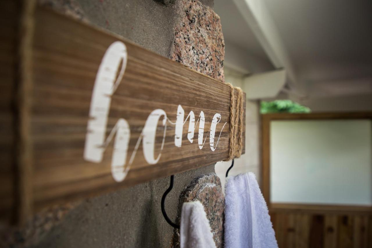 Ferienwohnung Cupid'S Stream Bel Ombre Exterior foto